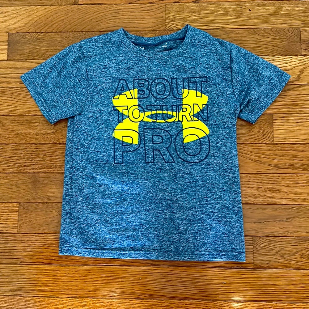 Underarmour Shirt